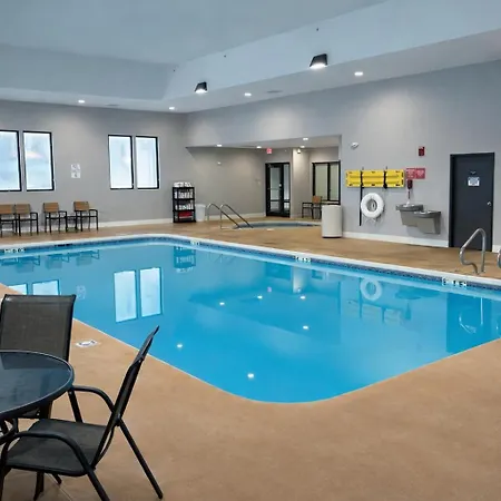 Comfort Suites Stevens Point-2