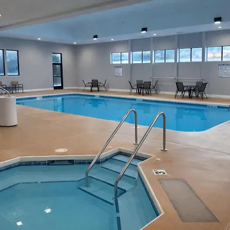 Comfort Suites Stevens Point-3